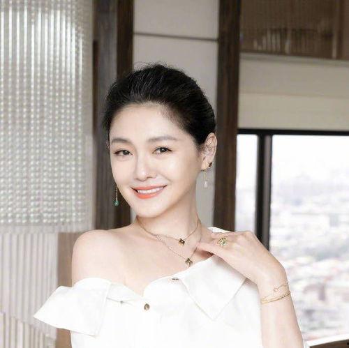 娱乐圈吃瓜头像图片女生,揭秘幕后花絮